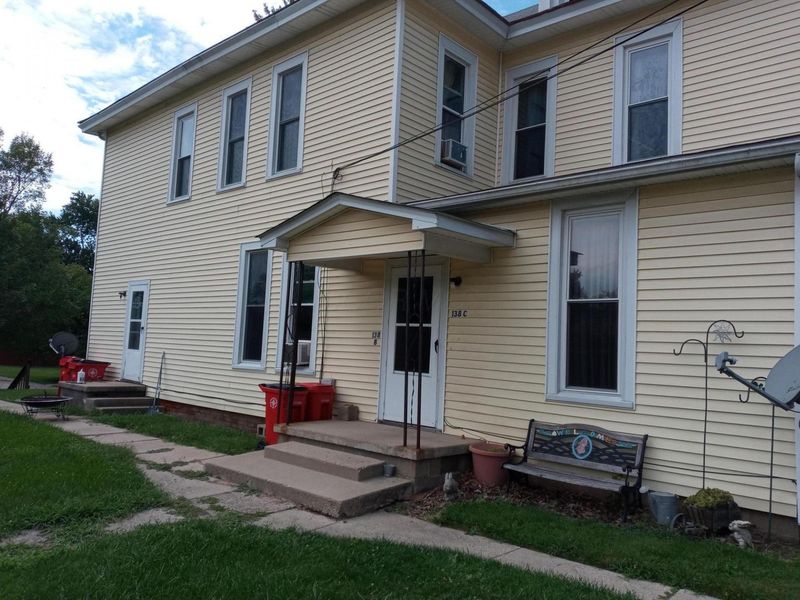 138 N Madison Road , London, OH 43140 Photo 3