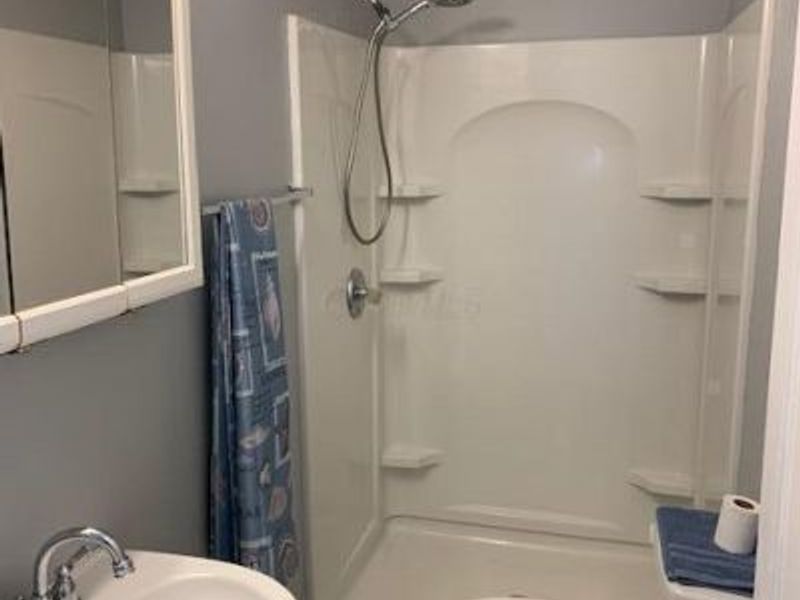 138 N Madison Road , London, OH 43140 Photo 9