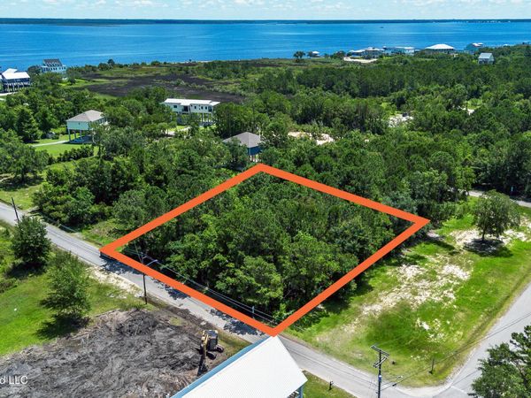 120 Engman Avenue, Bay Saint Louis, MS 39520
