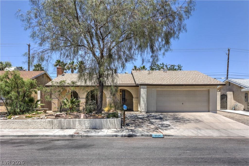 6604 Larchwood Lane, Las Vegas, NV 89103 Main Photo