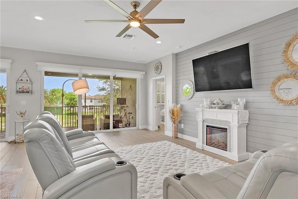 2335 Sawyers Hill Rd, Unit 506, Naples, FL 34120 Photo