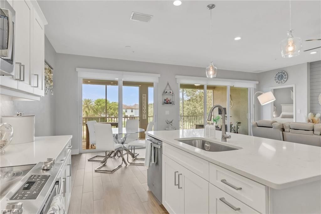 2335 Sawyers Hill Rd, Unit 506, Naples, FL 34120 Photo