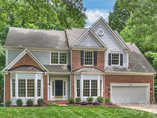 5317 Fairvista Drive, Charlotte, NC 28269