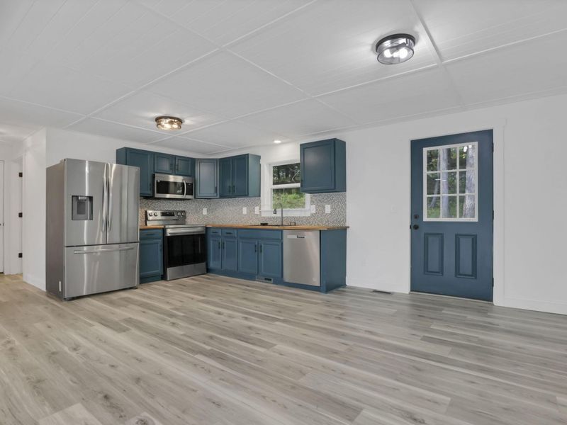 12470 Houdeshell Road NE, Saint Louisville, OH 43071 Photo 2