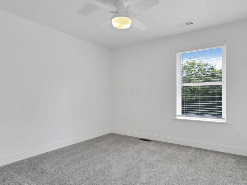 12470 Houdeshell Road NE, Saint Louisville, OH 43071 Photo 9