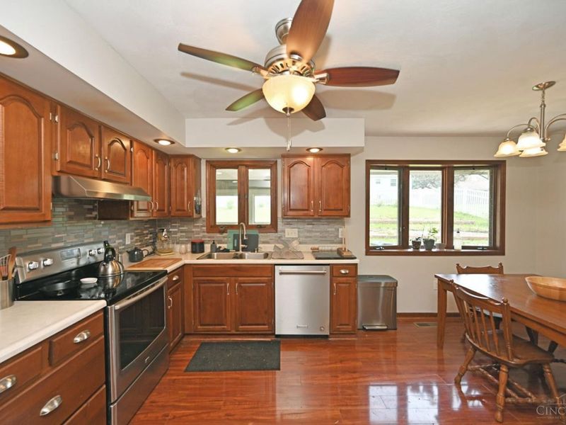 560 Louise Drive, Xenia, OH 45385 Photo 18