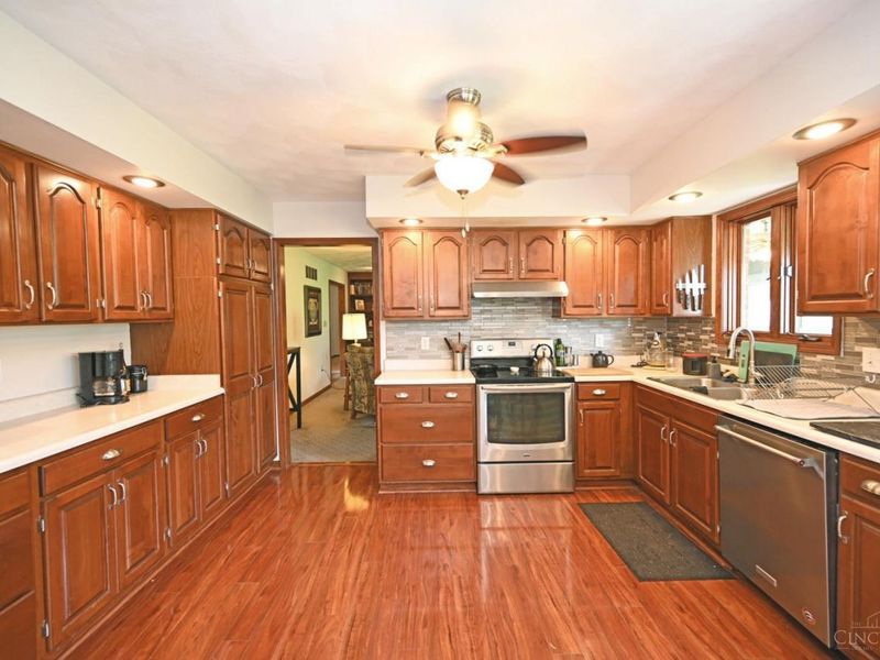 560 Louise Drive, Xenia, OH 45385 Photo 20