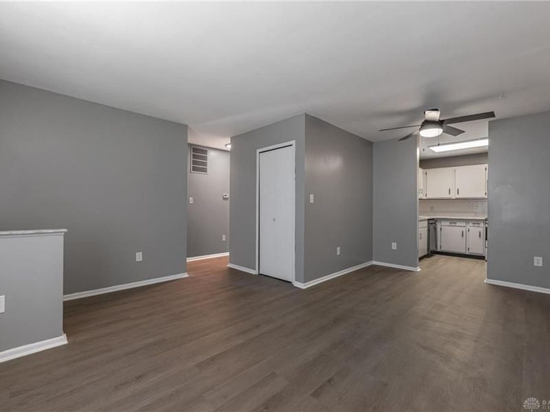 7745 Essington Circle, Centerville, OH 45459 Photo 2