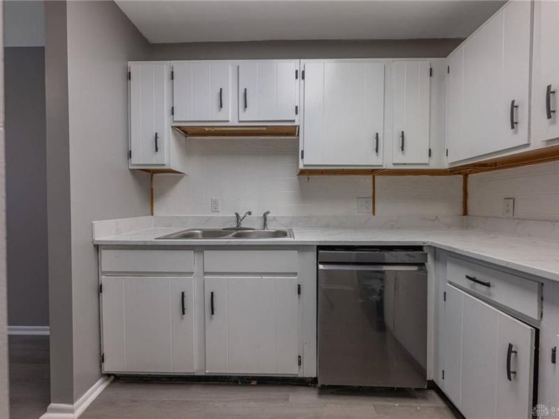 7745 Essington Circle, Centerville, OH 45459 Photo 8