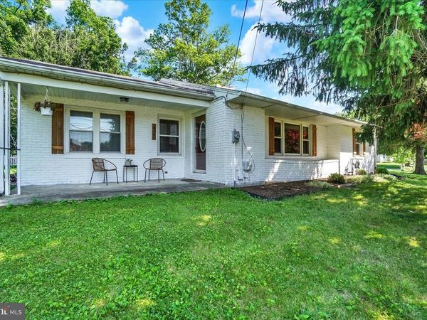 2320 EMIG MILL ROAD, DOVER, PA 17315