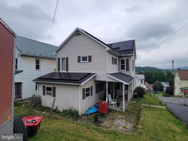 50 S MANN AVENUE , YEAGERTOWN, PA 17099