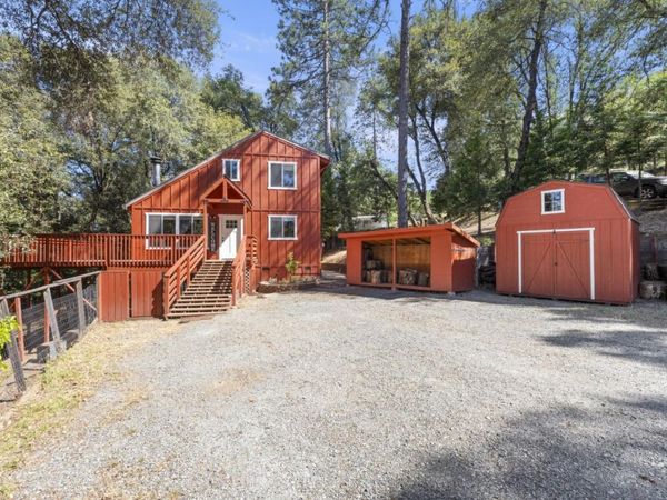 14036 Hilltop Rd, Pine Grove, CA 95665