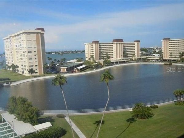 4575 COVE CIRCLE , Unit 703, ST PETERSBURG, FL 33708