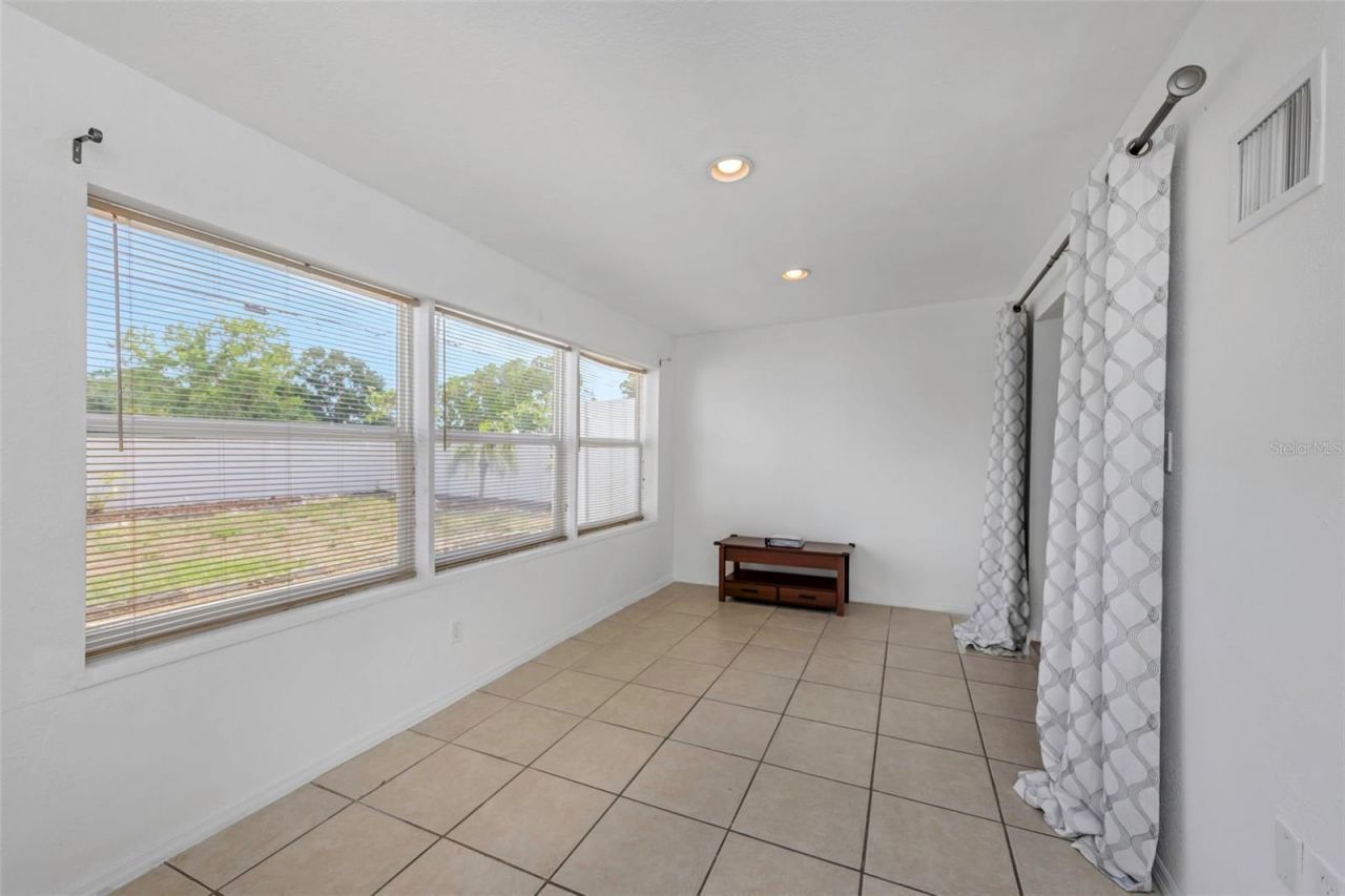 3600 72nd Street N, Saint Petersburg, FL 33710 Photo