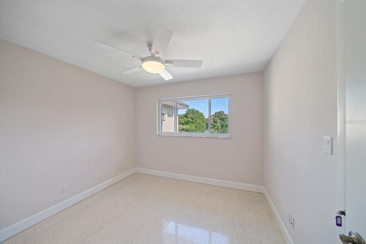 1163 60th Avenue S, Saint Petersburg, FL 33705 Photo