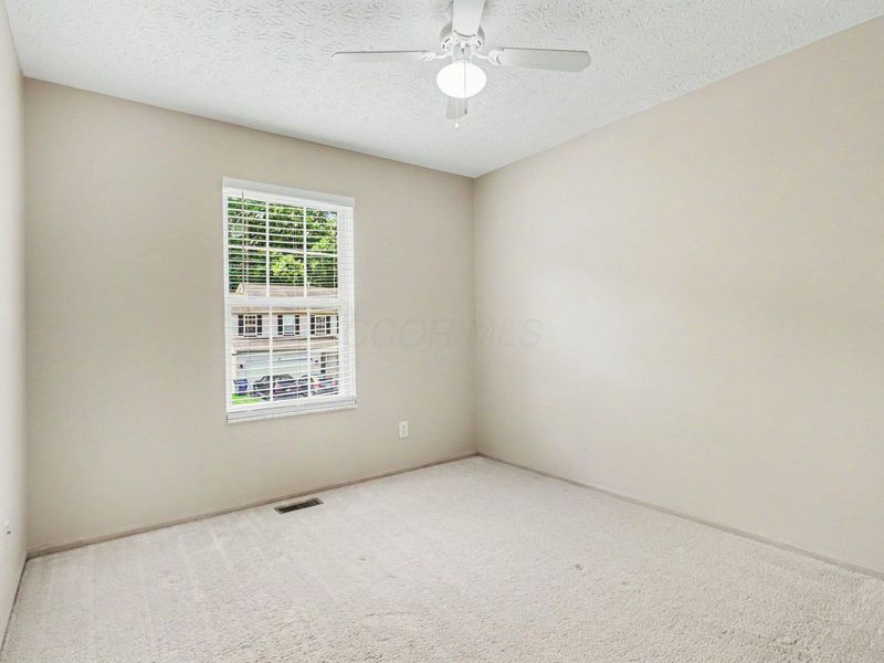 7872 Fairfax Loop Drive, Blacklick, OH 43004 Photo 15