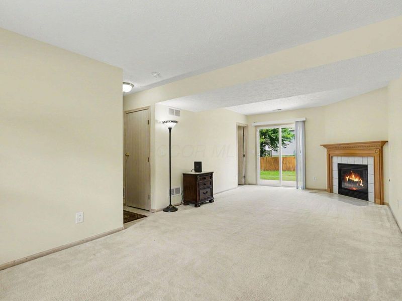 7872 Fairfax Loop Drive, Blacklick, OH 43004 Photo 19
