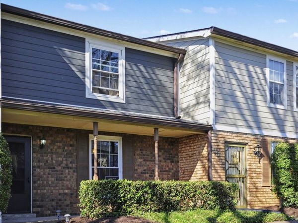 920 Coarsey Dr , Nashville, TN 37217