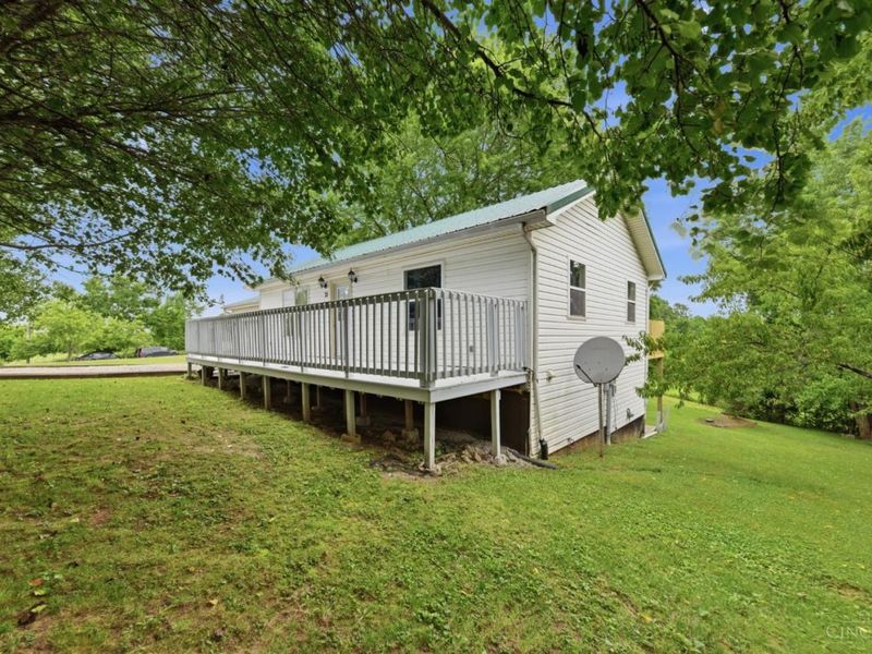 32 Pleasant View Drive, Manchester, OH 45144 Photo 3