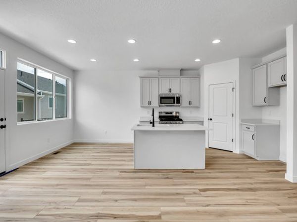 6815 S SURVEY PEAK LN, Unit 321, West Jordan, UT 84081