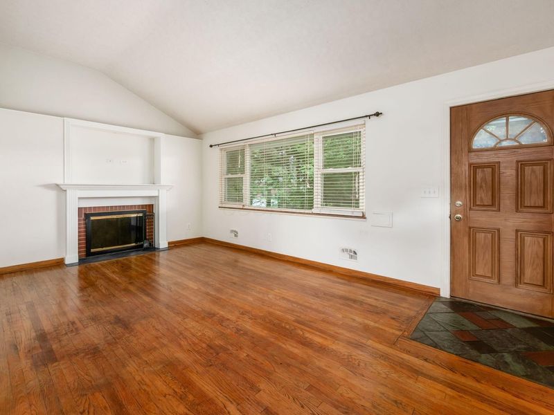 1454 Osborn Drive, Upper Arlington, OH 43221 Photo 2