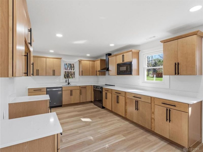 801 Southford Avenue, Washington Township, OH 45429 Photo 18
