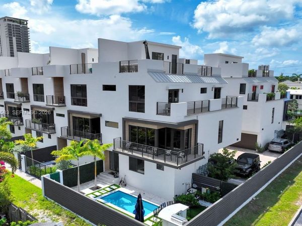 820 NE 2nd St , Unit 1, Fort Lauderdale, FL 33301