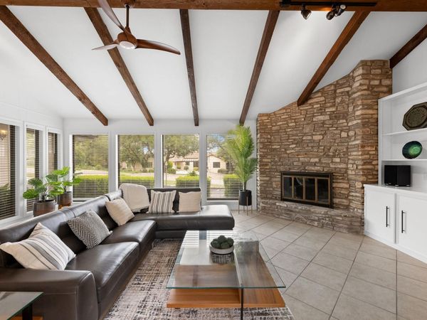 703 Vanguard ST, Lakeway, TX 78734
