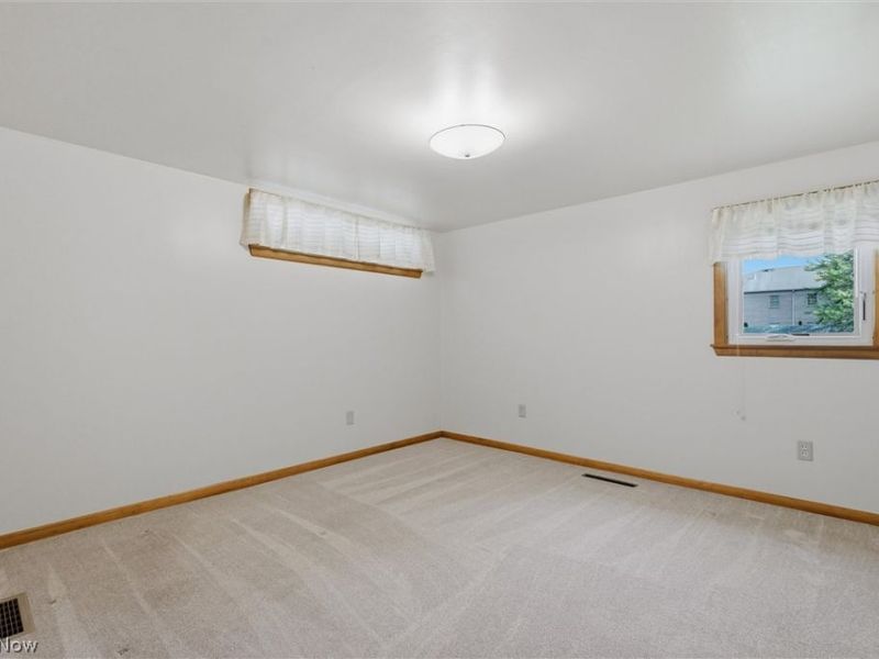 150 7th Street, Columbiana, OH 44408 Photo 13