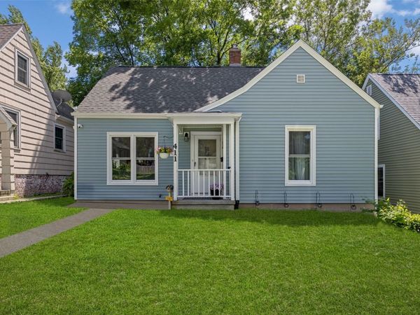 411 22nd Street, Cedar Rapids, IA 52402