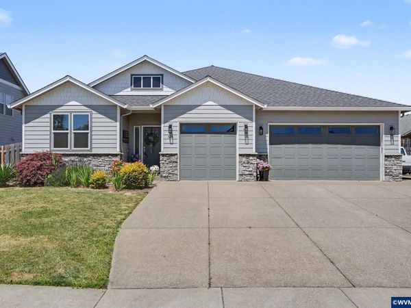 525 NE Aspen St, Sublimity, OR 97385