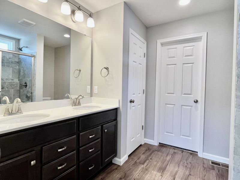 6131 Vintage Fleet Lane, Union, KY 41091 Photo 12