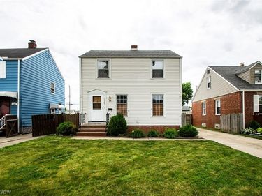 12805 Crossburn Avenue, Cleveland, OH 44135