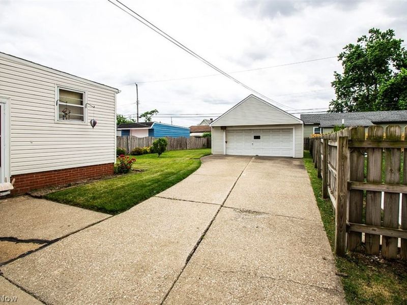 12805 Crossburn Avenue , Cleveland, OH 44135 Photo 31