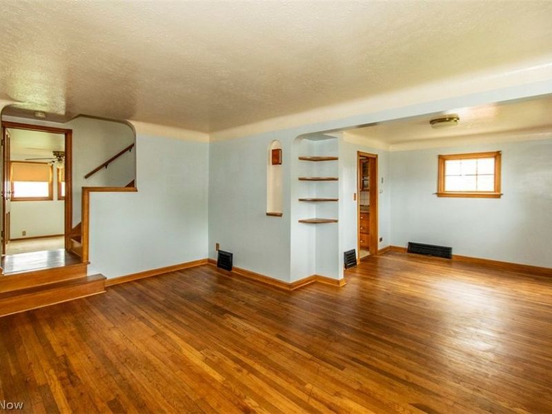 12805 Crossburn Avenue , Cleveland, OH 44135 Photo 6