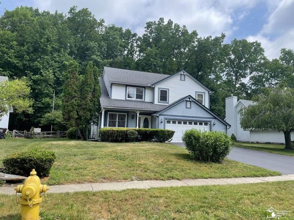 2004 Stoneybrook Lane, Temperance, MI 48182