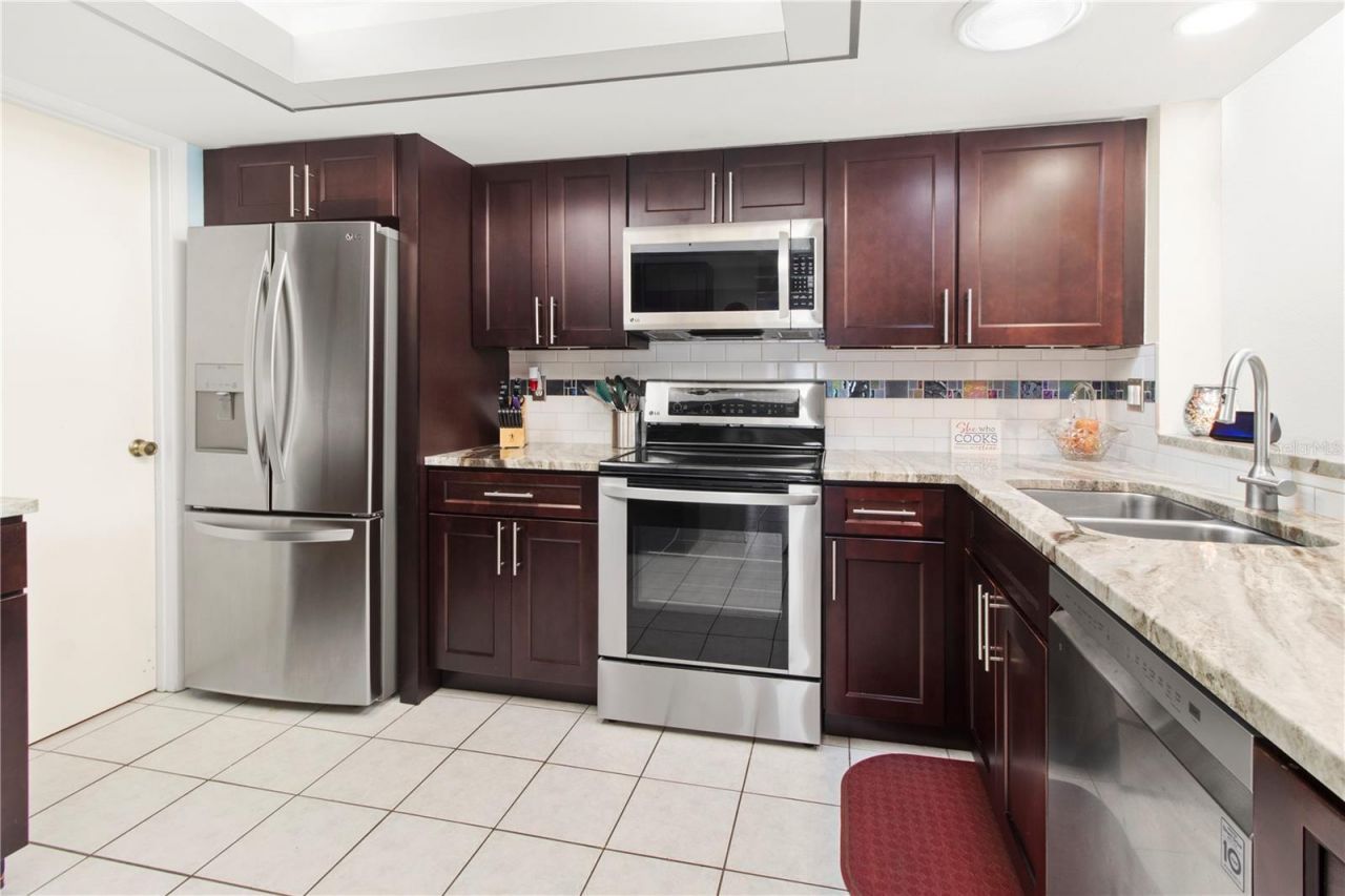4136 Bowling Green Circle, Unit 23, Sarasota, FL 34233 Photo