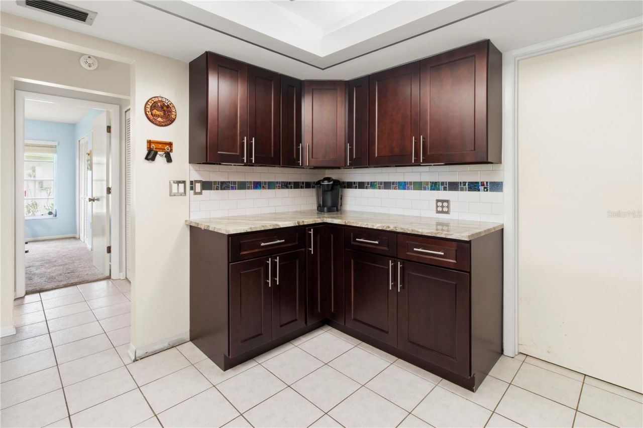 4136 Bowling Green Circle, Unit 23, Sarasota, FL 34233 Photo