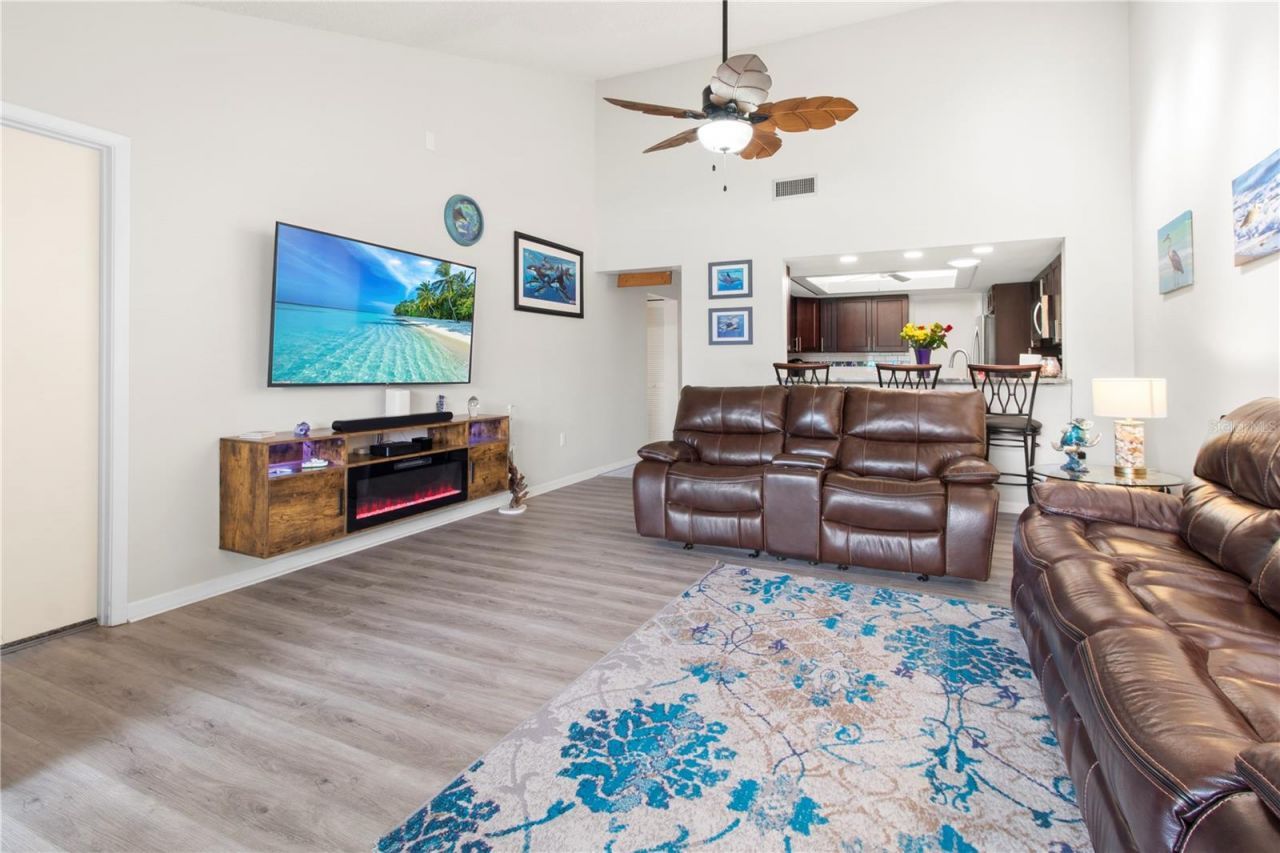 4136 Bowling Green Circle, Unit 23, Sarasota, FL 34233 Photo