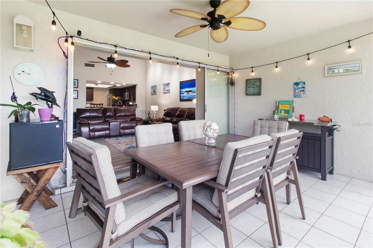 4136 Bowling Green Circle, Unit 23, Sarasota, FL 34233 Photo