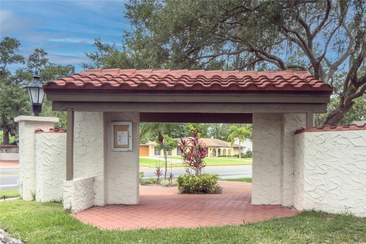 4136 Bowling Green Circle, Unit 23, Sarasota, FL 34233 Photo