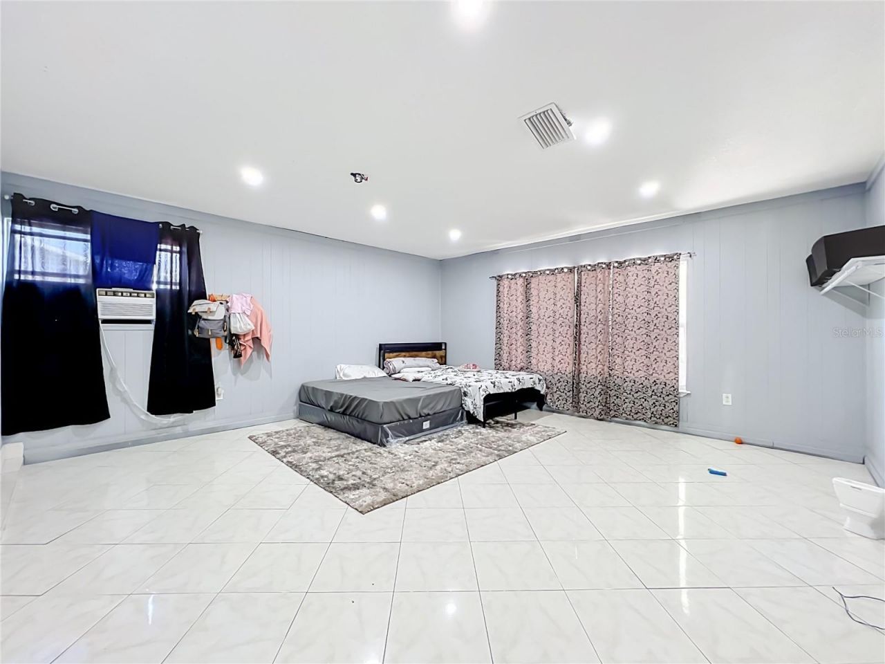 5855 Hutton Drive , Orlando, FL 32808 Photo