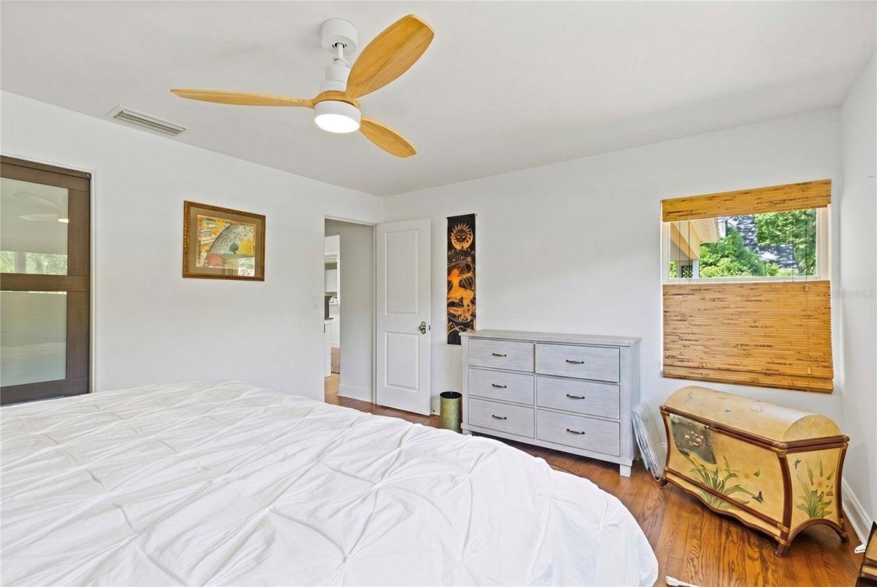 144 30th Avenue Ne, Saint Petersburg, FL 33704 Photo