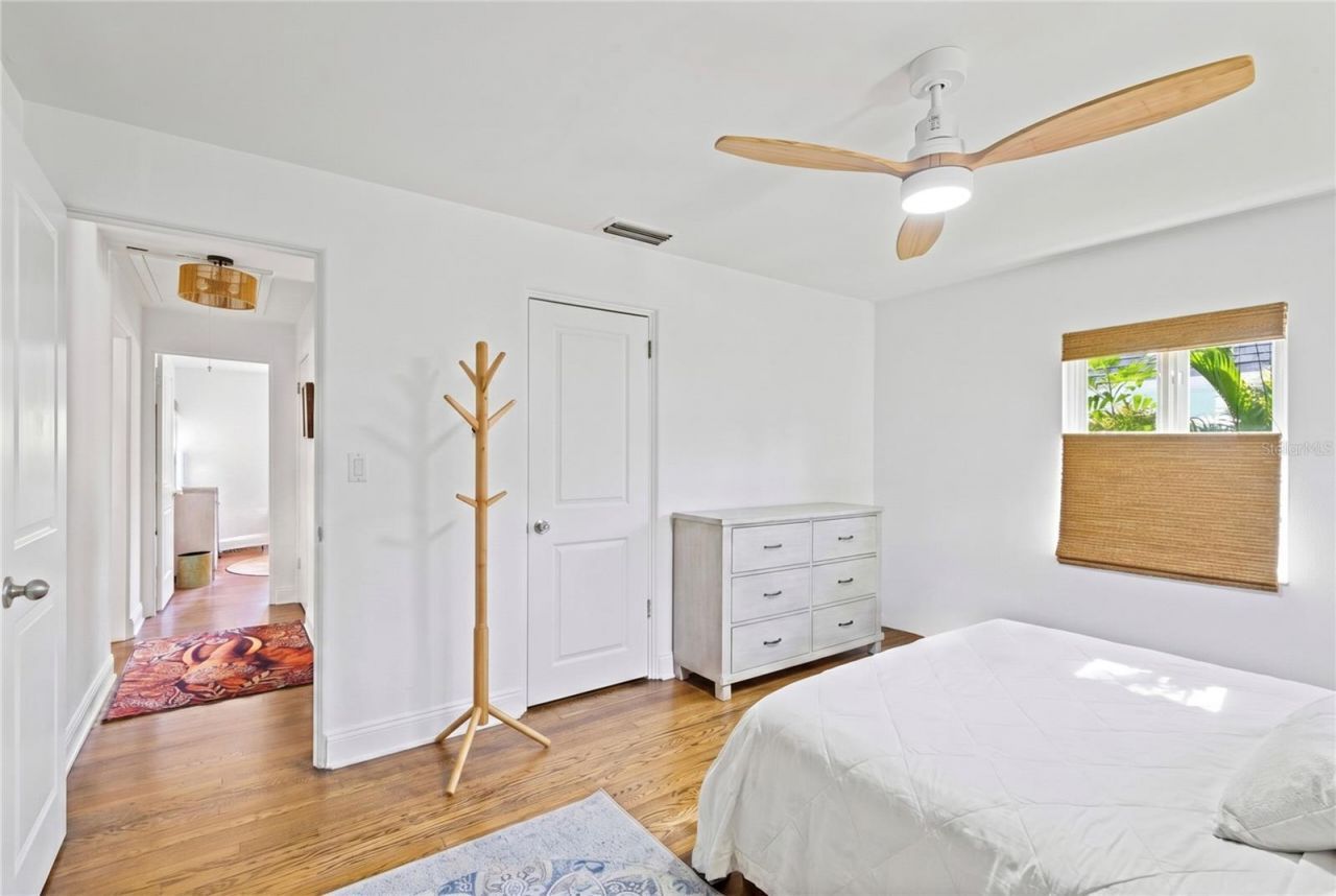 144 30th Avenue Ne, Saint Petersburg, FL 33704 Photo