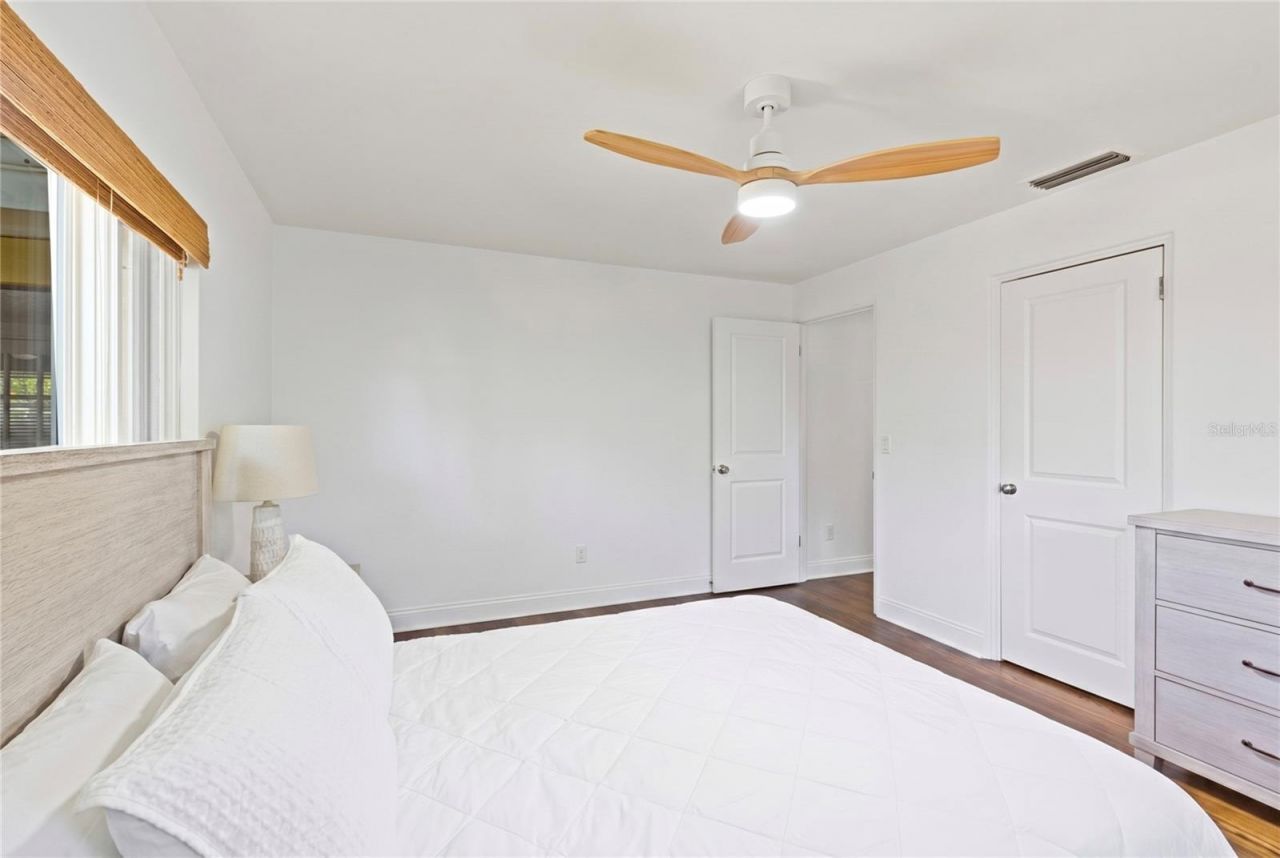 144 30th Avenue Ne, Saint Petersburg, FL 33704 Photo