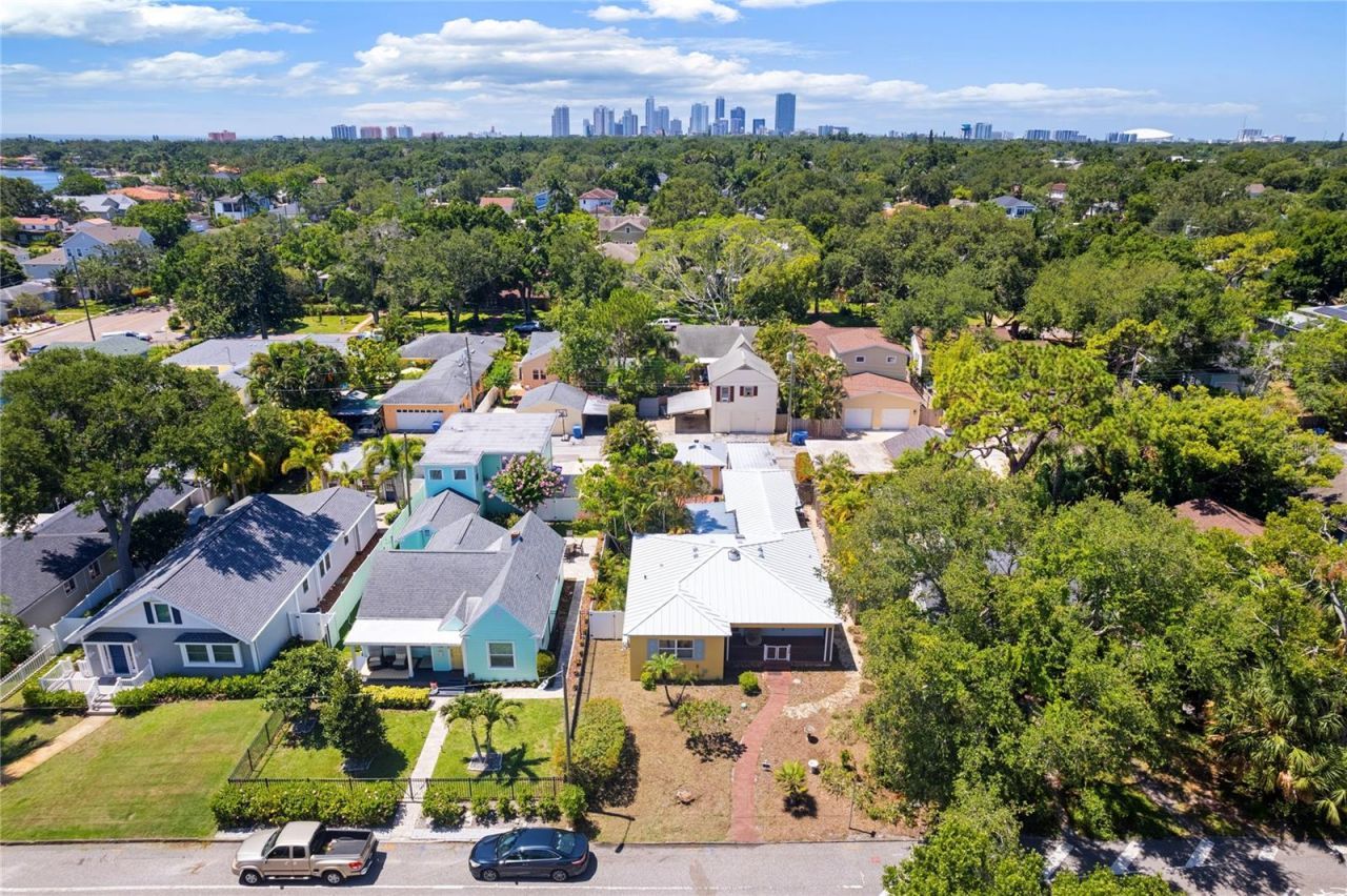 144 30th Avenue Ne, Saint Petersburg, FL 33704 Photo
