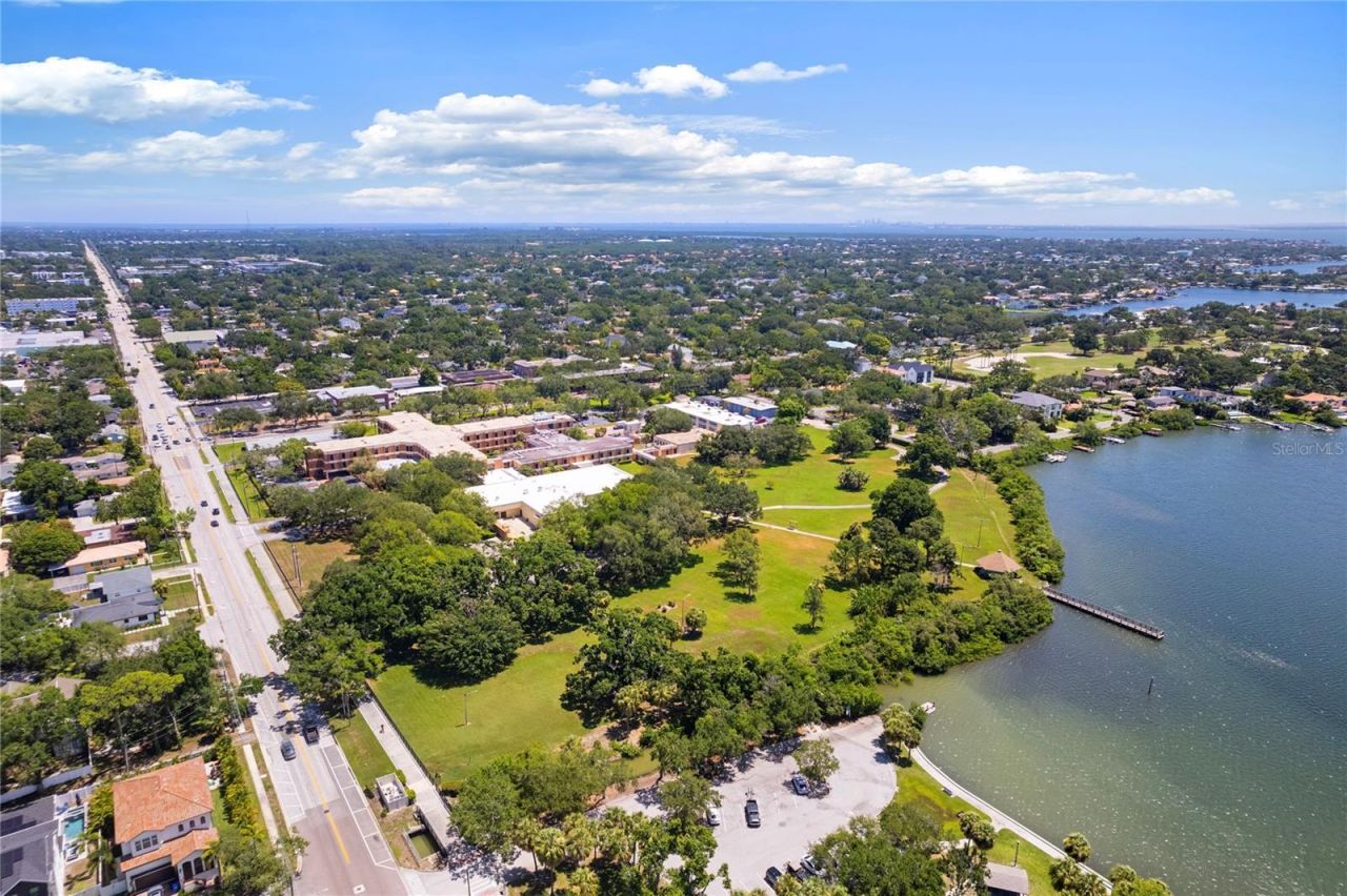 144 30th Avenue Ne, Saint Petersburg, FL 33704 Photo