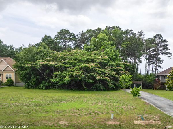 131 Deepwater Drive , Stella, NC 28582