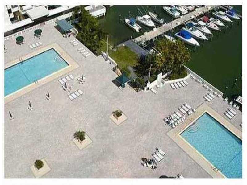 18031 Biscayne Boulevard, Unit 1004, Aventura, FL 33160 Photo