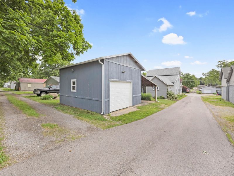 109 N Springhill Street, Bellefontaine, OH 43311 Photo 9